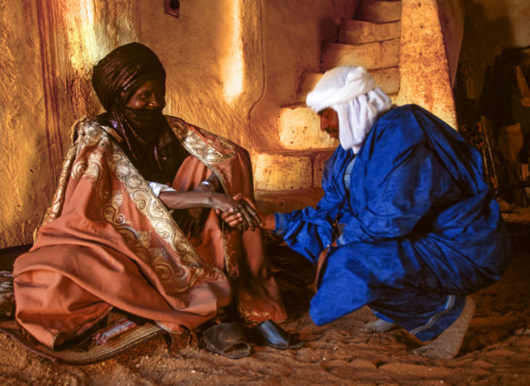 Africa Online Museum » Niger » Tuareg Wedding and Bianou Celebration